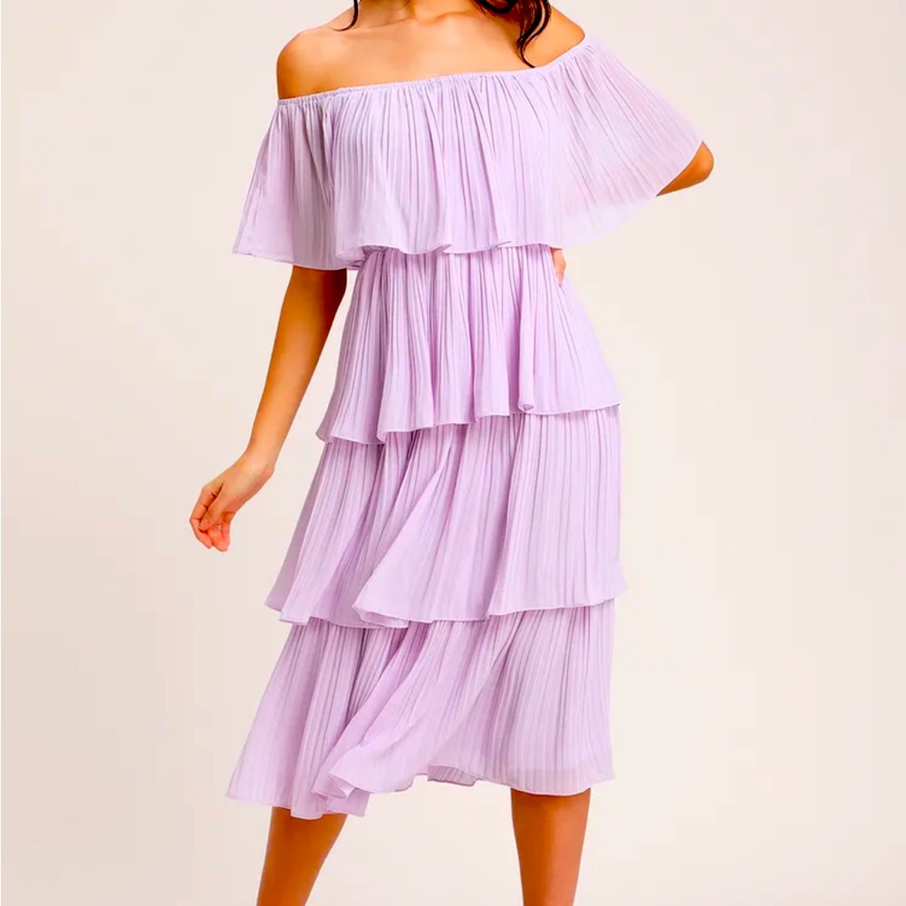 NWOT Lilac off the shoulder tiered midi dress